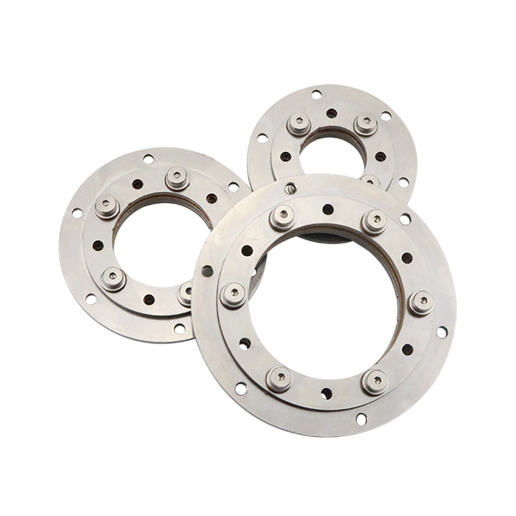 Torque hinges for 360° rotation of equipment consoles