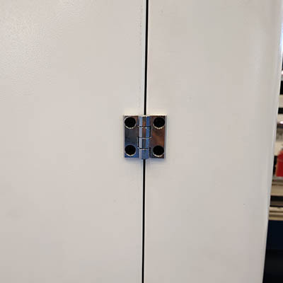 Application examples of equipment door hinges